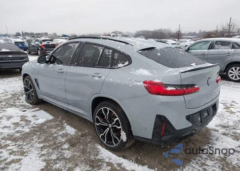 2022 BMW X4 M z USA, uszkodzony, nr VIN 5YM23EC06N9M62520
